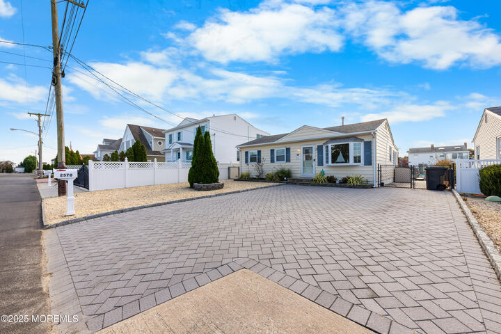 Property Photo:  2570 Balfrey Drive  NJ 08753