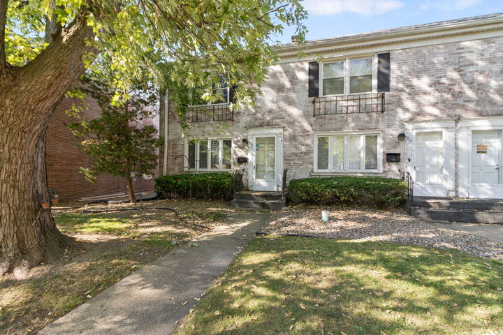 913 N Raynor Avenue  Joliet IL 60435 photo