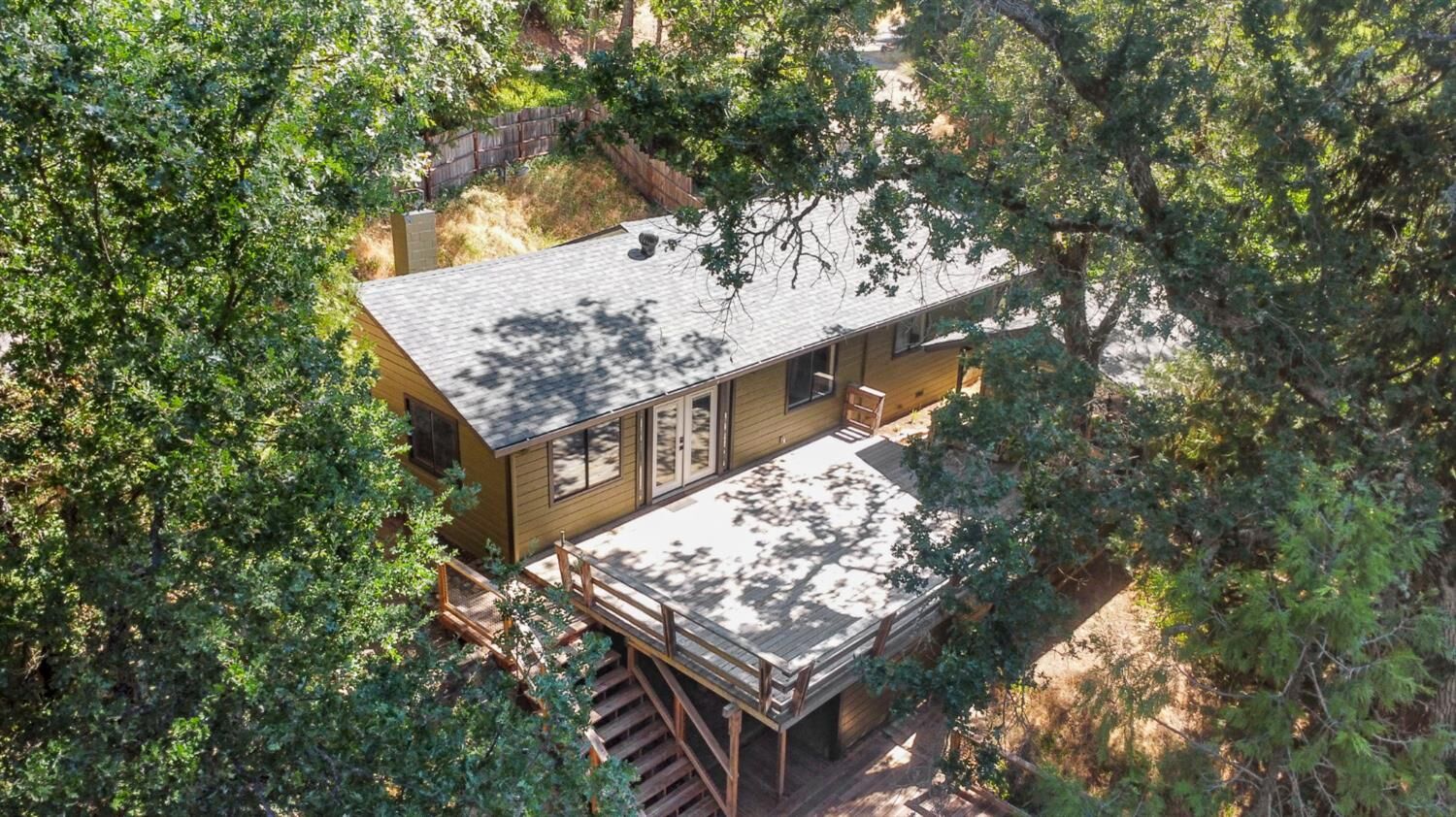 Property Photo:  588 Barney Way  CA 95255 