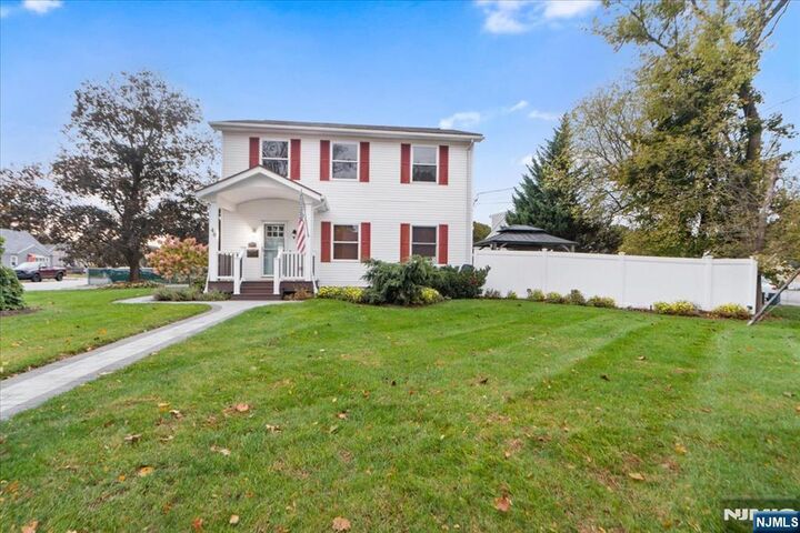 Property Photo:  40 Burnside Place  NJ 07420