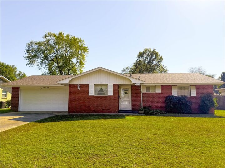 1713 Shelby Avenue  Springdale AR 72762 photo