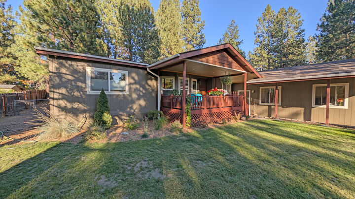 Property Photo:  19032 Pumice Butte Road  OR 97702 