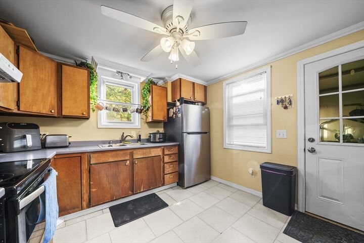 Property Photo: 103 Lauzier Ter MA 01020