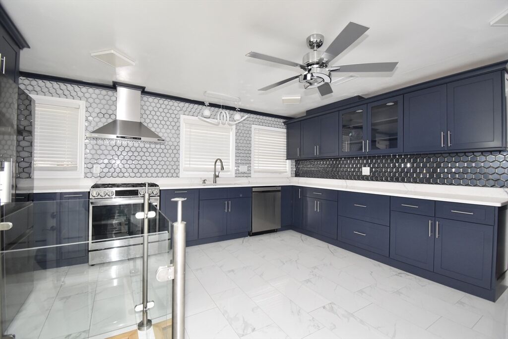 Property Photo: 541 Grattan MA 01020