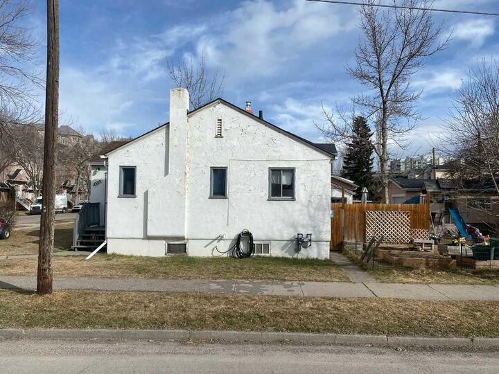 Photo de la propriété: 1402 Centre A Street NE AB T2E 2Z9