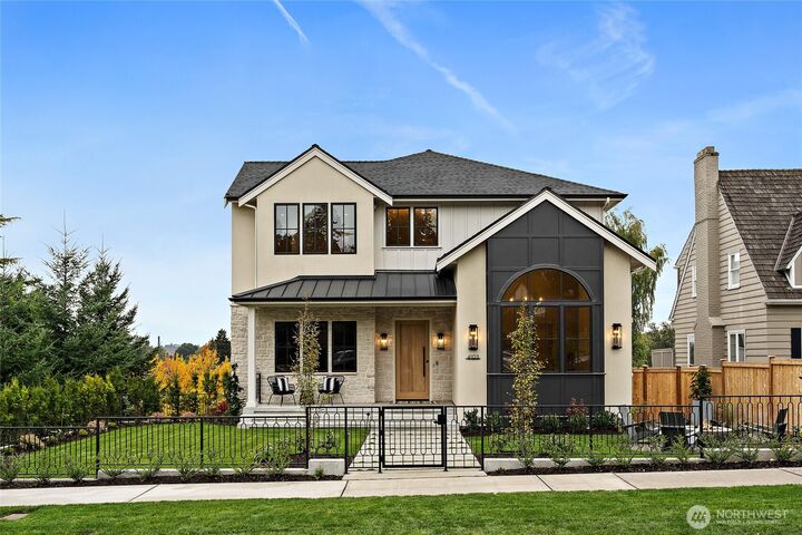 4103  43rd Avenue NE  Seattle WA 98105 photo