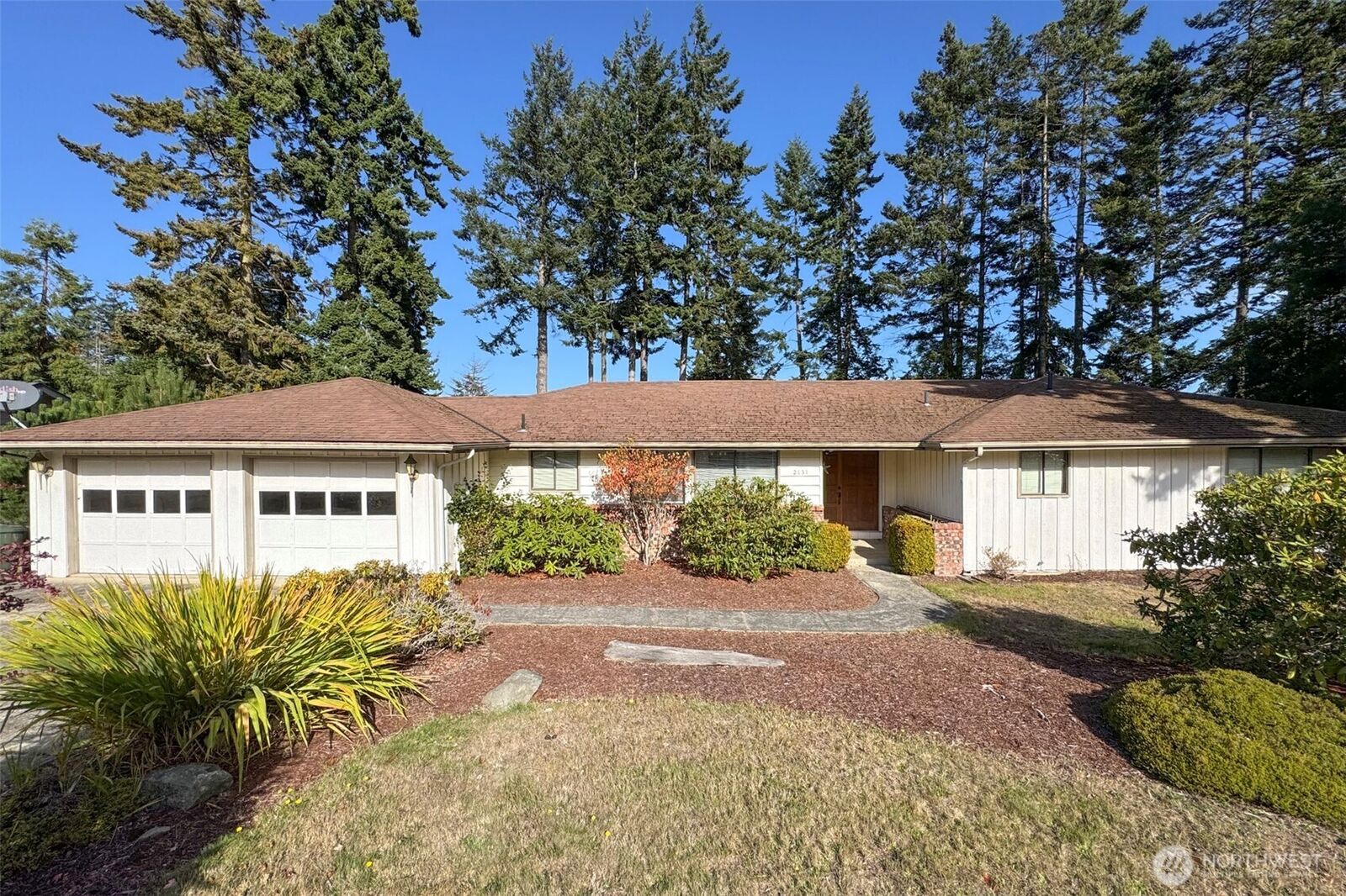 Property Photo:  2131 W 7th Street  WA 98363