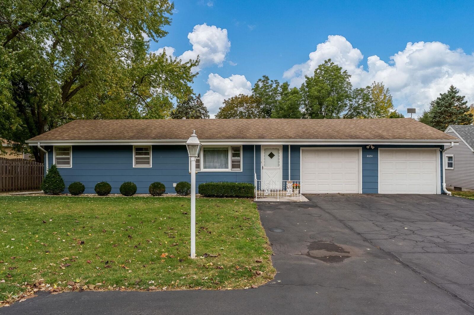 Property Photo: 2031 Sandy Hollow Road IL 61109