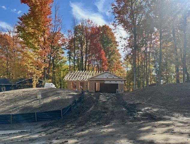 Property Photo:  1009 Birmley Estates Drive  MI 49696 