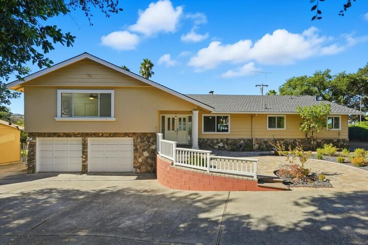 Property Photo: 15821 Rica Vista Way CA 95127