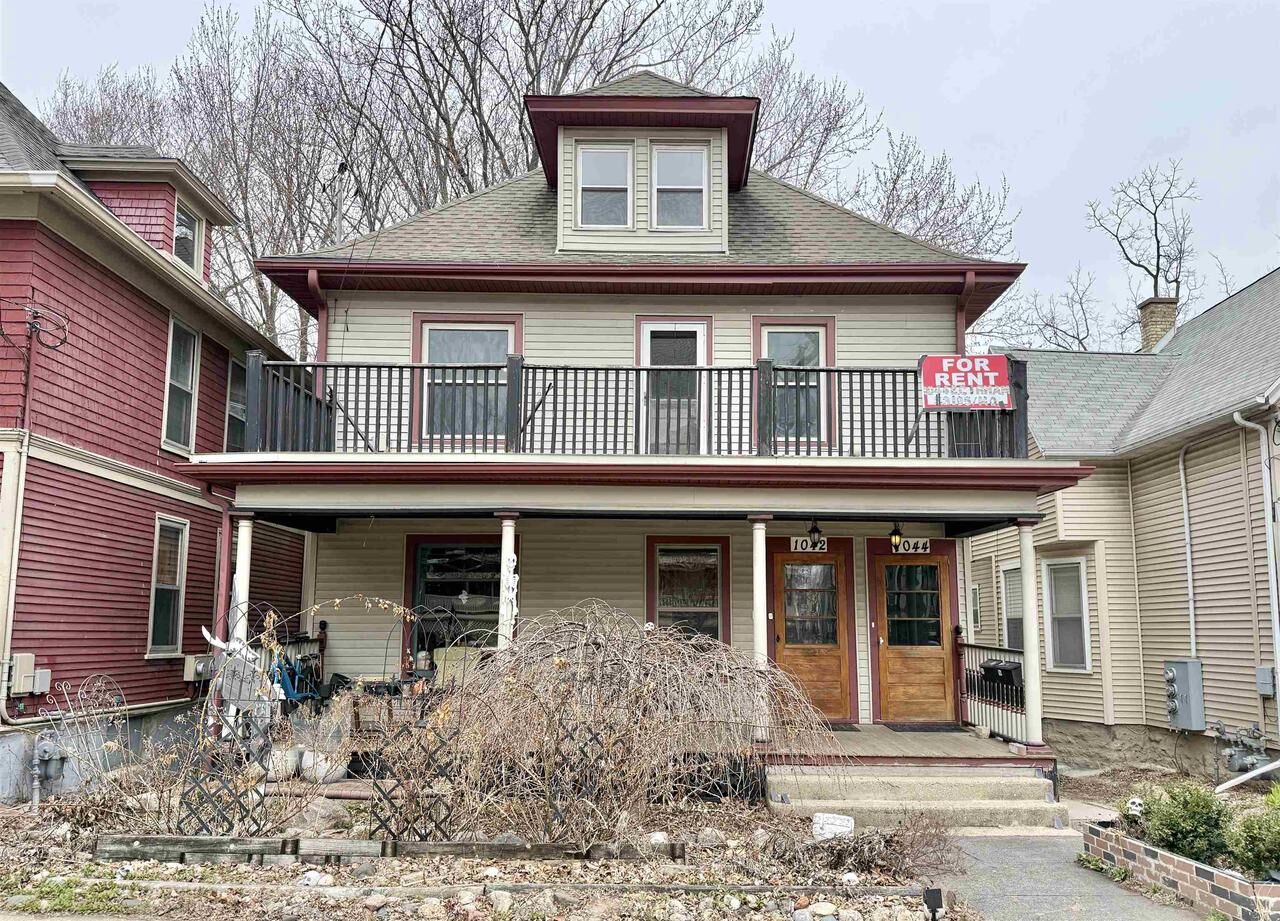 Property Photo: 1042-1044 East Gorham Street WI 53703
