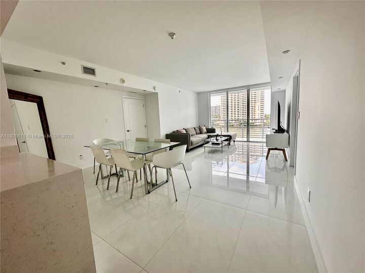 Property Photo: 335 S Biscayne Blvd 507 FL 33131