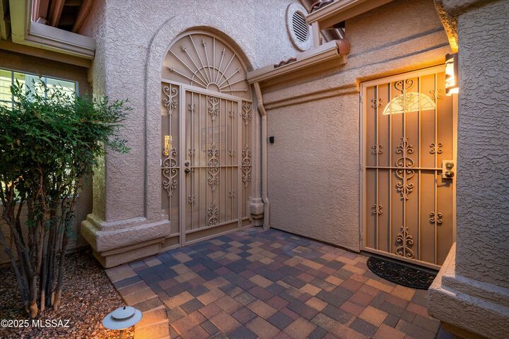 Property Photo: 64235 E Greenbelt Lane AZ 85739