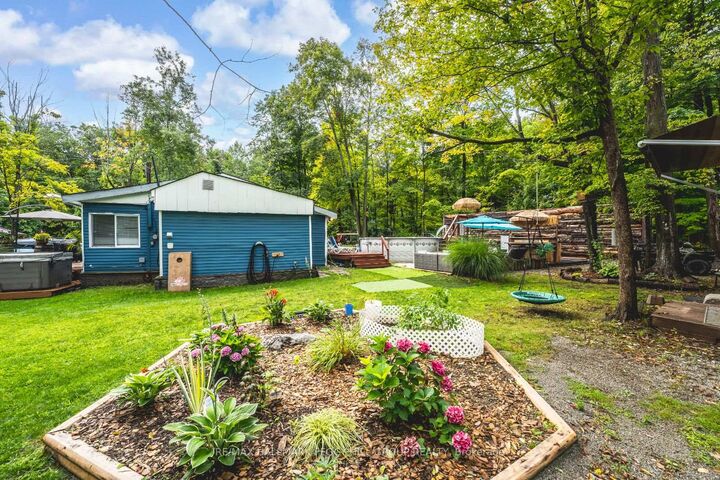 Property Photo:  28 Wozniak Road  ON L9M 1W5