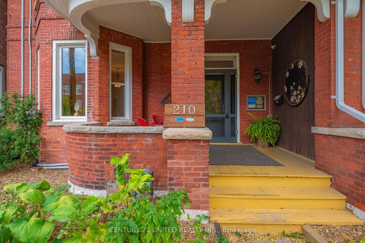 Property Photo:  210 McDonnel Street  ON K9H 2V9