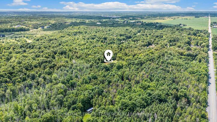 Property Photo: 8014 Parkway Road ON K0A 2P0