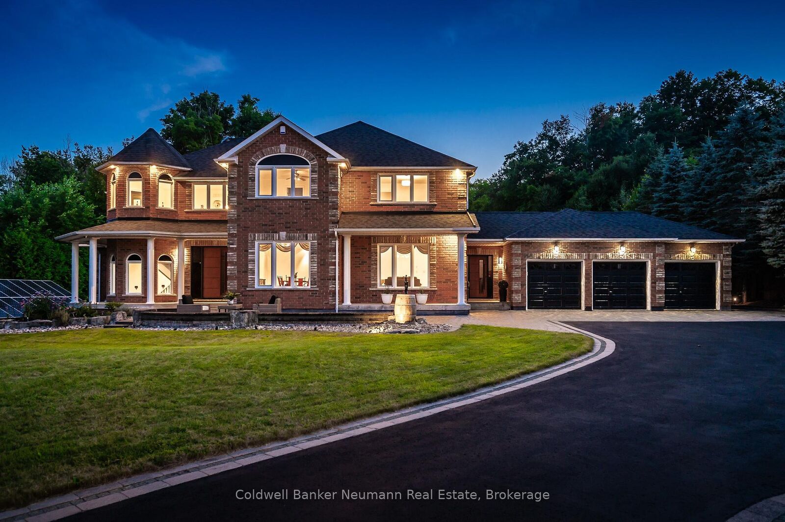 Property Photo: 32 Forest Ridge Road ON N0B 1T0