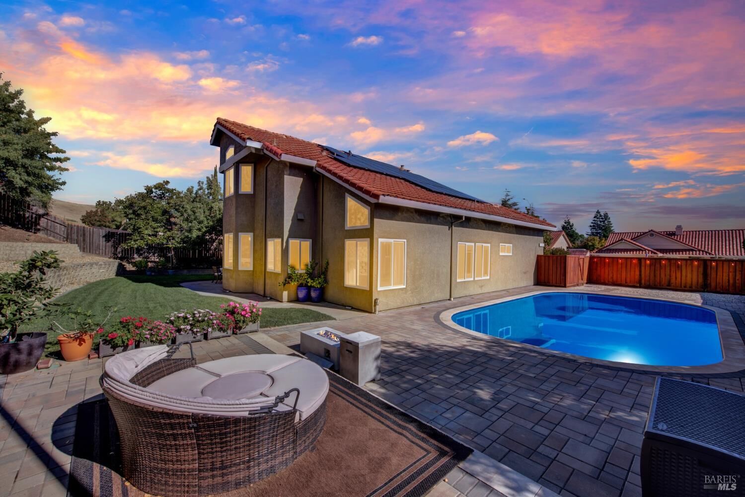 Property Photo: 719 Rambleton Drive CA 95688