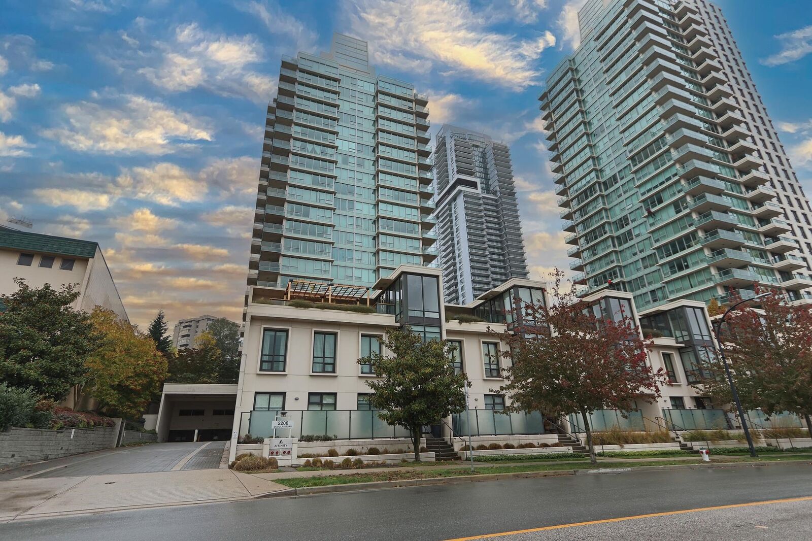 Photo de la propriété: 2200 Douglas Road 2202 BC V5C 0G8