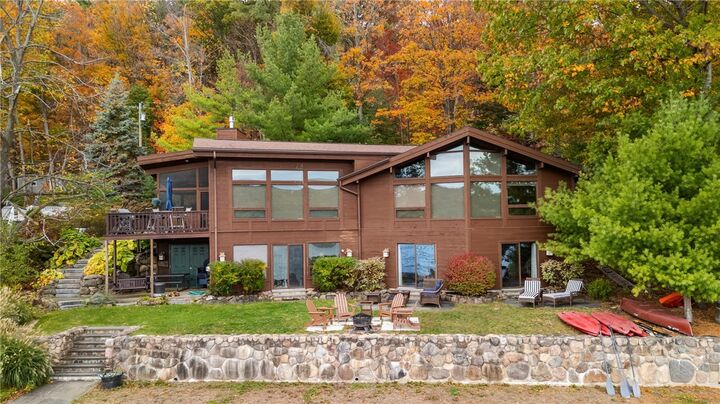 Property Photo:  9989 E Bluff Drive  NY 14527