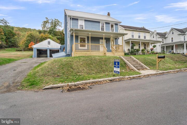132 E Arch Street  Elizabethville PA 17023 photo