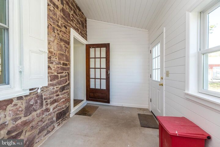 Property Photo: 1100 Cressman Rd PA 19473