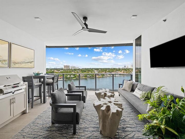 Property Photo:  435 Bayshore Dr 703  FL 33304 