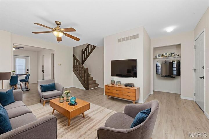 Property Photo:  2801 Savoy Drive 2801  MO 63367 