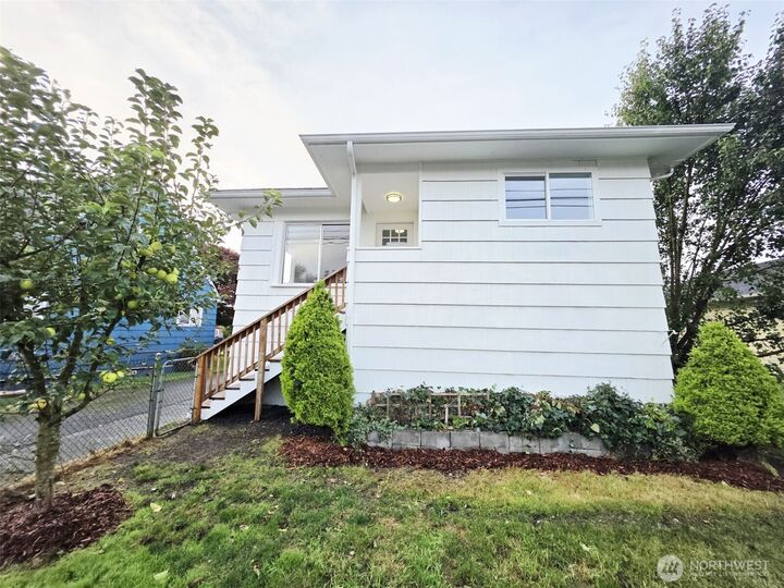 Property Photo: 1613 Cherry Street WA 98520