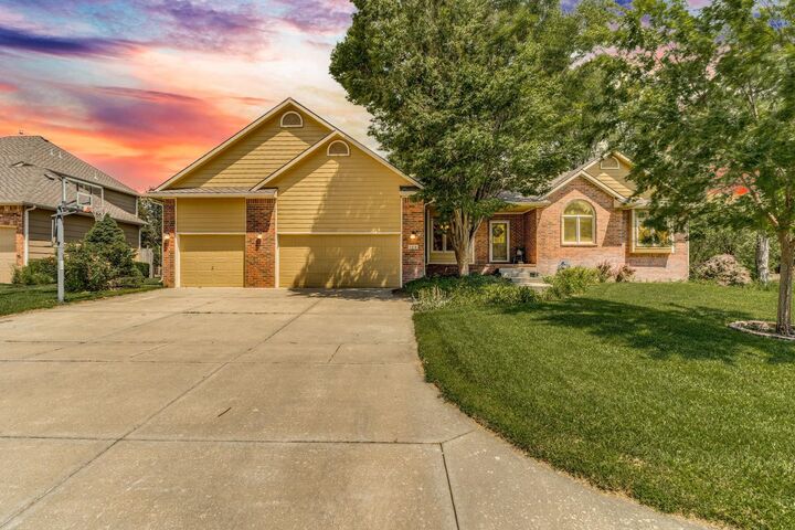 126 S Coach House Rd  Wichita KS 67235 photo