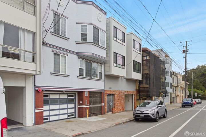 Property Photo:  1233 20th Avenue  CA 94122