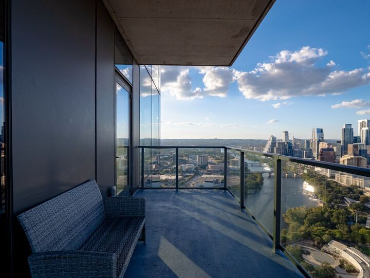 Property Photo:  44 East Avenue 4303  TX 78701 