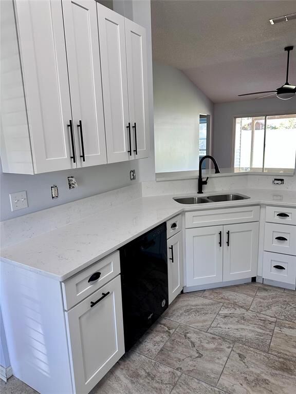 Property Photo:  95107 Twin Oaks Lane  FL 32034