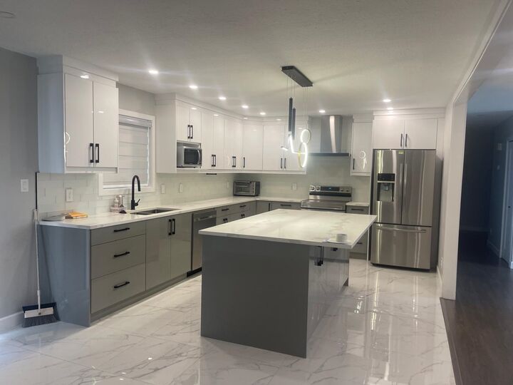 Property Photo: 32668 Pandora Avenue BC V2T 3X1