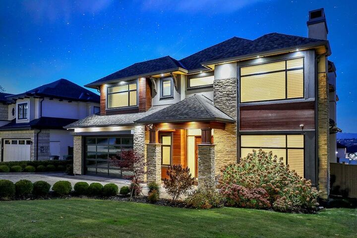 Property Photo:  16685 31 Avenue  BC V3Z 0P9 