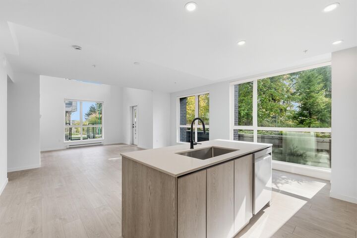Property Photo: 19577 65B Avenue 512 BC V4N 6Y3