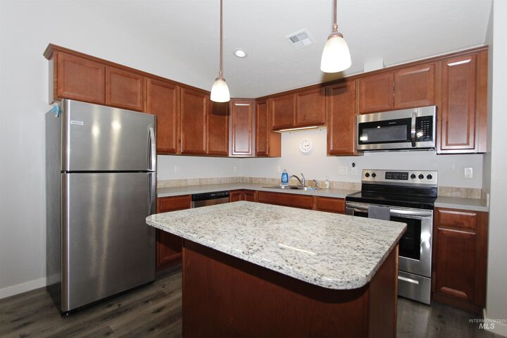 Property Photo:  3434 5th St. B  ID 83501 
