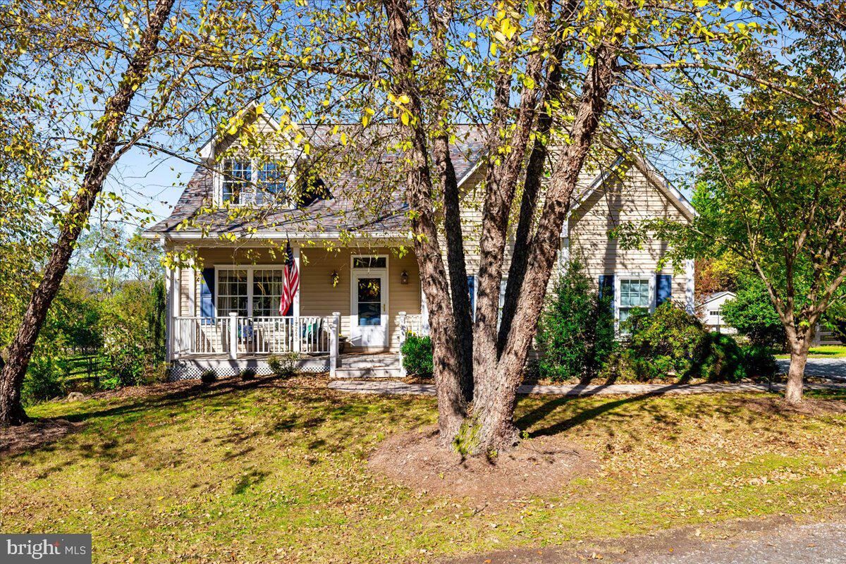 Property Photo:  12243 Sedgeway Lane  VA 20180