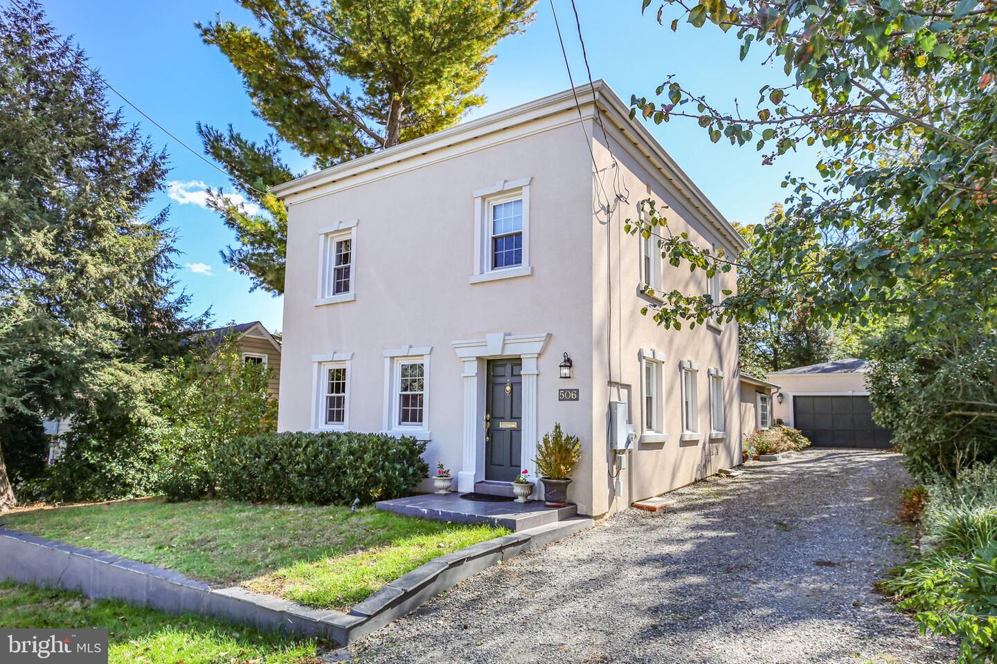 Property Photo: 506 Hawke Street VA 22401