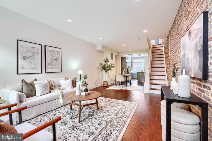 Property Photo:  217 S East Avenue  MD 21224