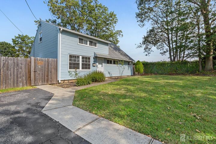 Property Photo:  990 N Rebecca Place  NJ 08830