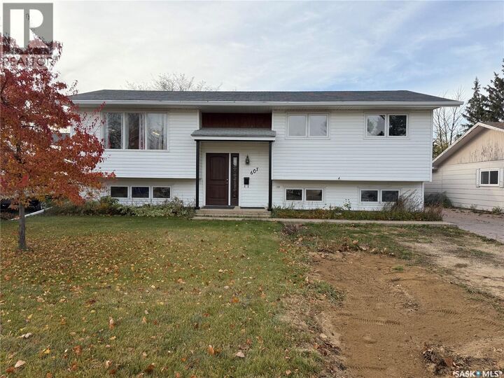 607 Clover Avenue  Dalmeny SK S0K 1E0 photo