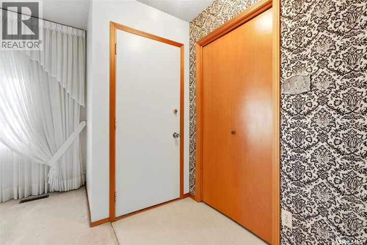 Property Photo:  15 Bastedo Crescent  SK S4T 7A3
