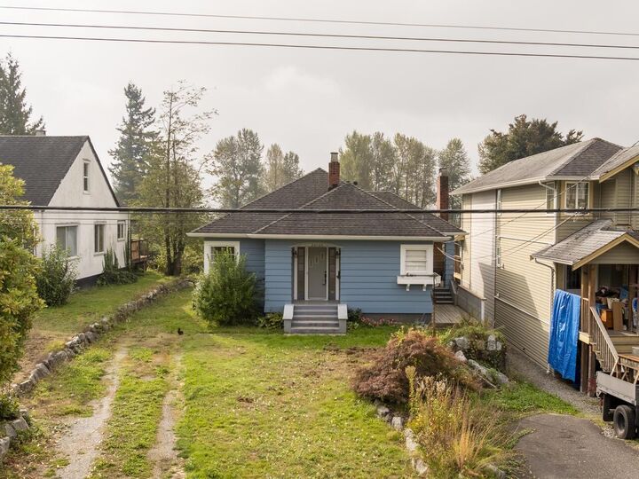 Property Photo: 33700 3rd Avenue BC V2V 1R2