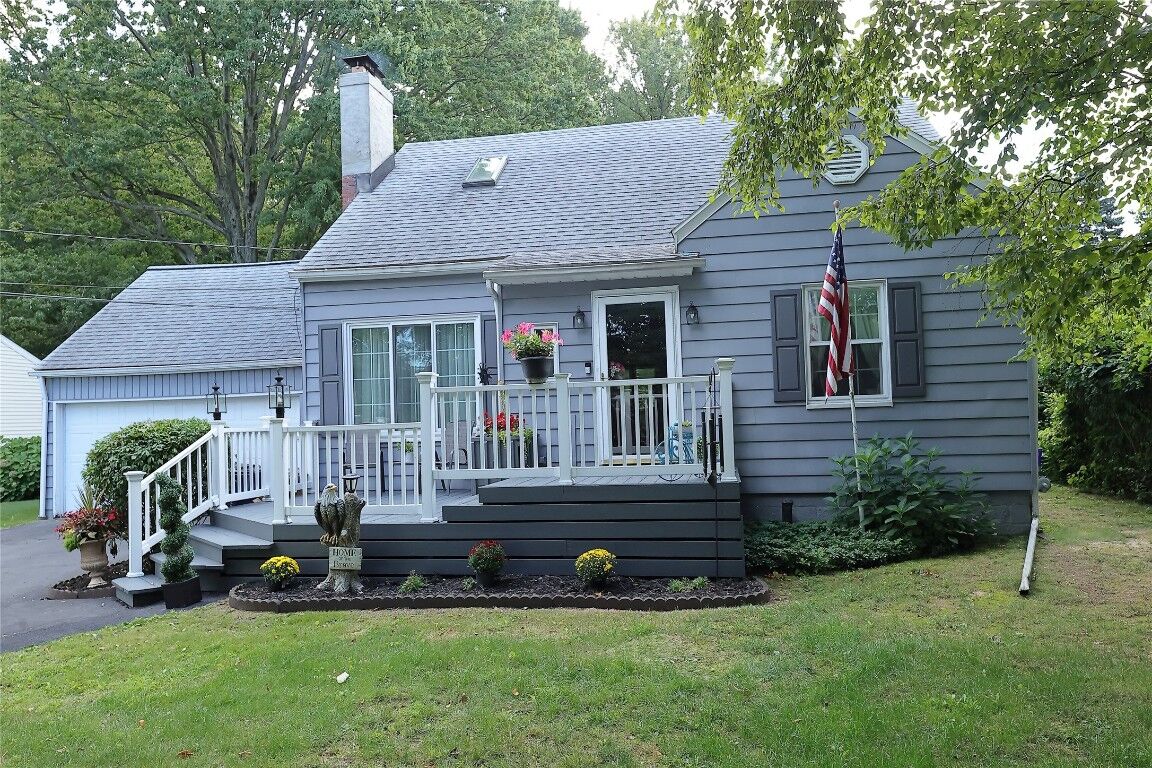 Property Photo: 4335 E Lake Road PA 16511