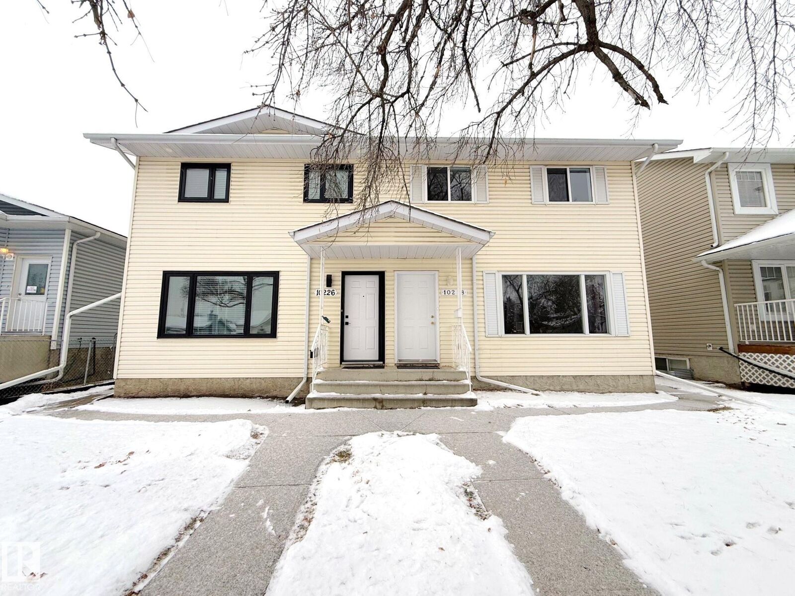 Property Photo:  10226 152 Street NW  AB T5P 1Y2 