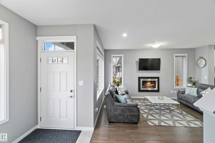 Property Photo:  17816 59 Street NW  AB T5Y 0W8 