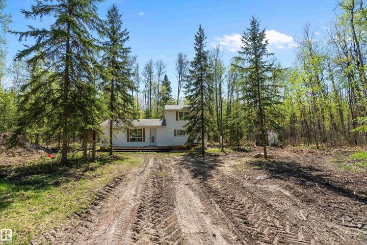 274022 Twp Road 480  Rural Wetaskiwin County AB T0C 2P0 photo