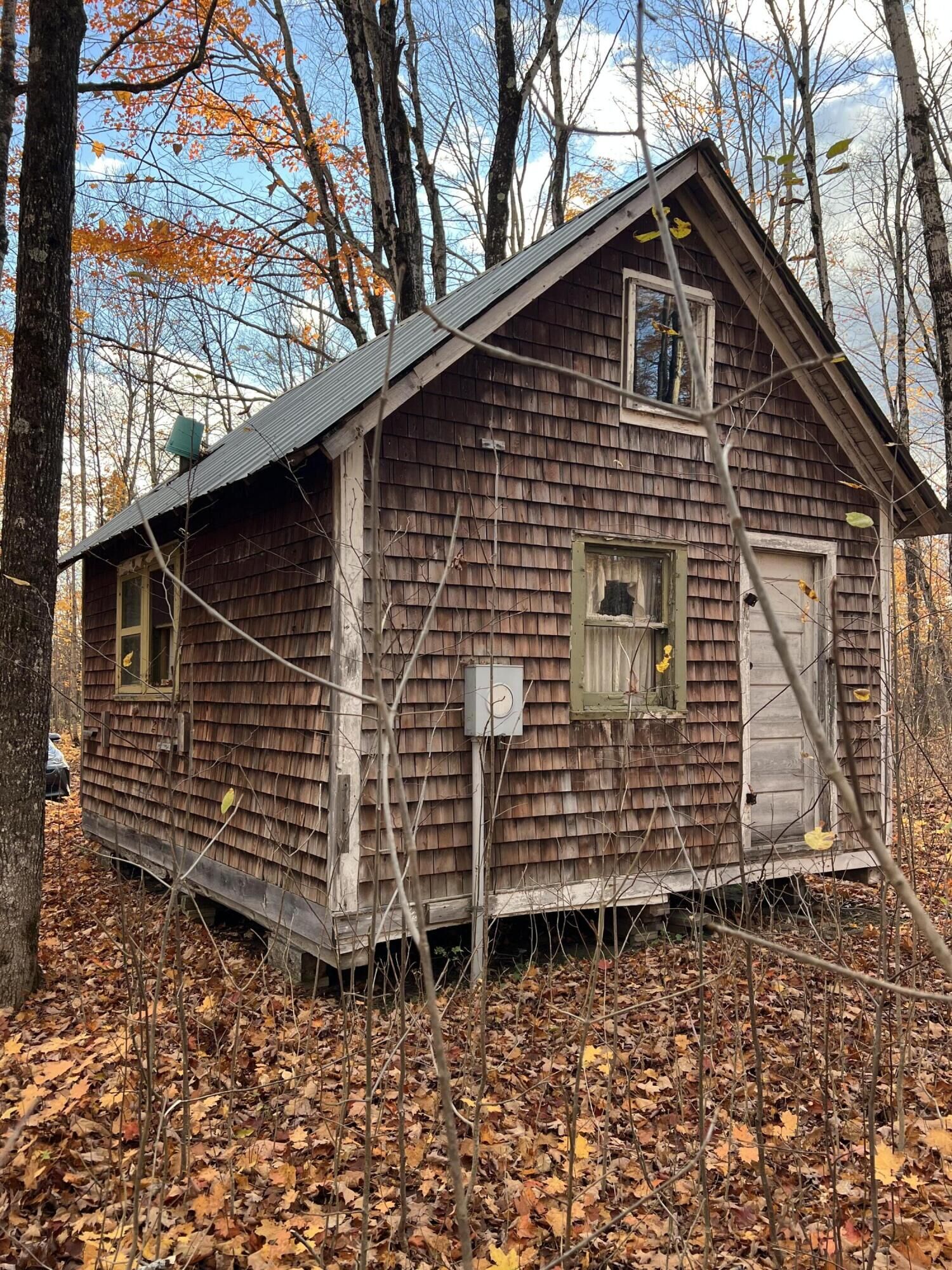 Property Photo:  5332 W Poglese Rd  MI 49745