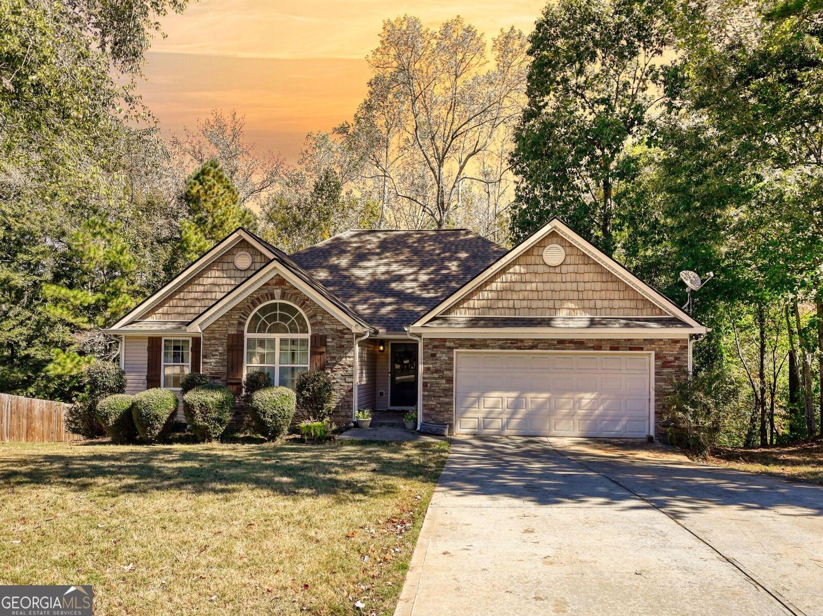 Property Photo: 1244 Morrow Drive GA 30025